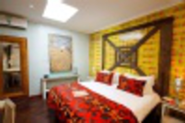Room 40 of 252
