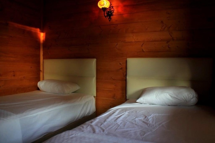 Room 3 of 11