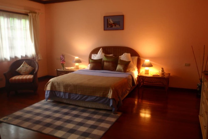 Room 4 of 31