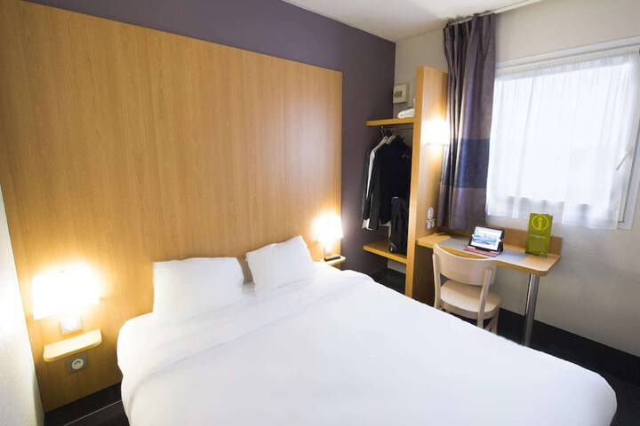 Room 14 of 39