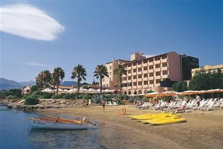 Beach 17 of 25