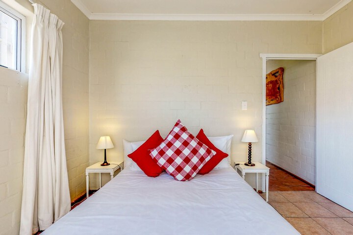 Room 4 of 47