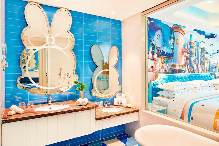 Clean Restrooms
