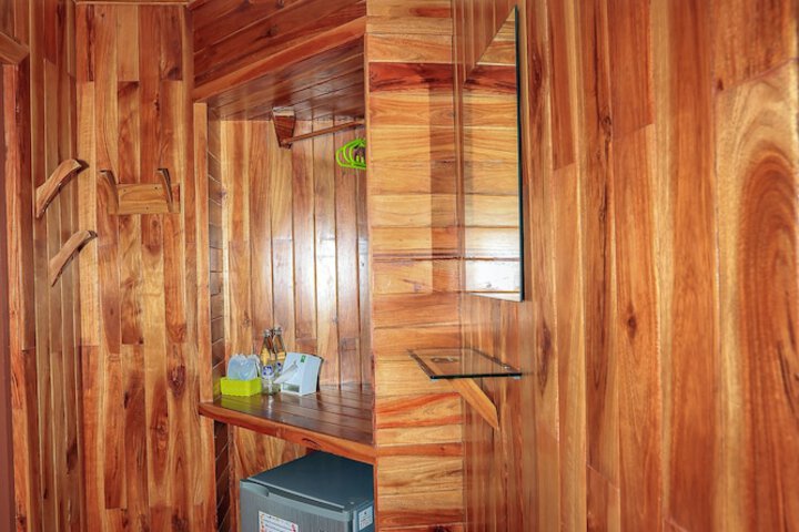 Room 7 of 29