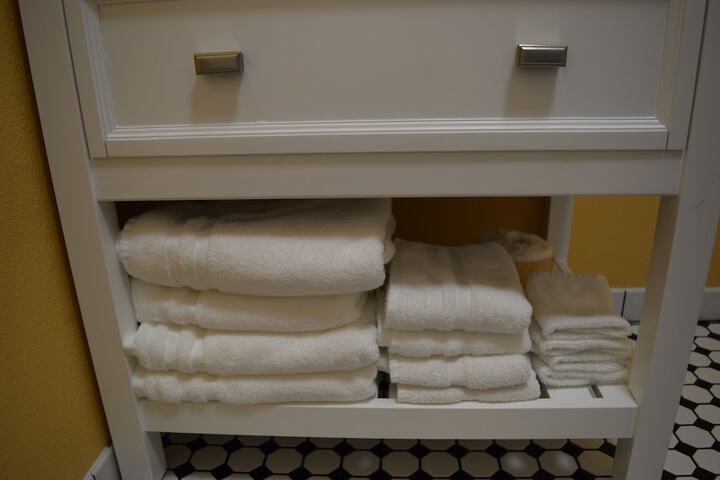 Room 46 of 65