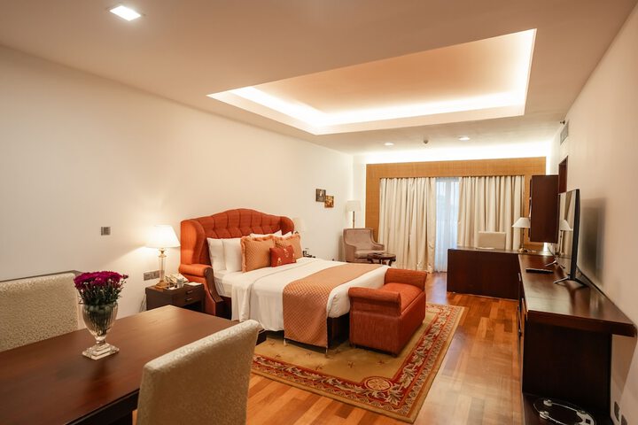 Room 32 of 115