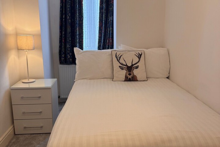 Room 53 of 67
