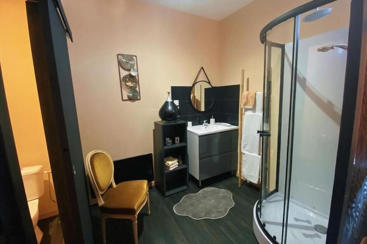 Room 29 of 39