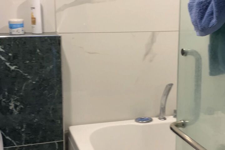 Room 2 of 23