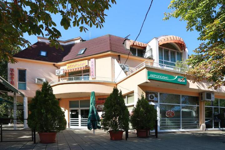 Acropolis Hotel