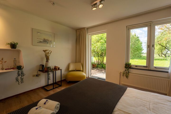 Room 35 of 110