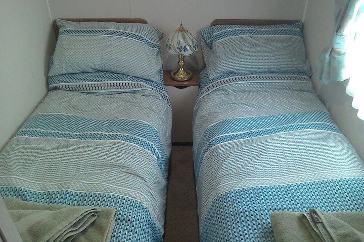 Room 2 of 11