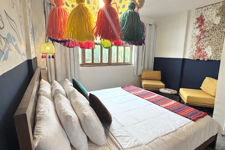 Room 9 of 53