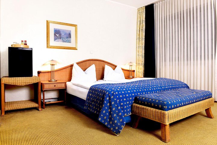 Room 6 of 23