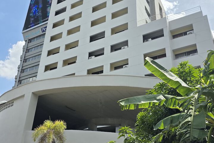 Hotel 162 of 195
