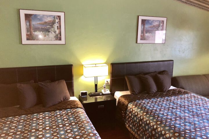 Room 28 of 55