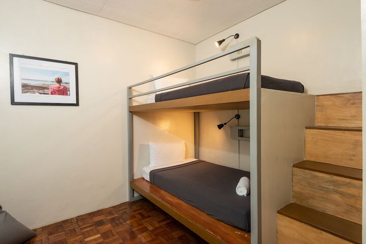 Room 29 of 65