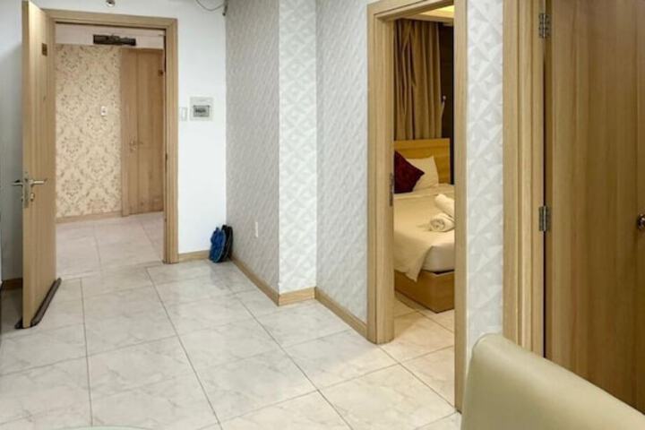 Room 20 of 32