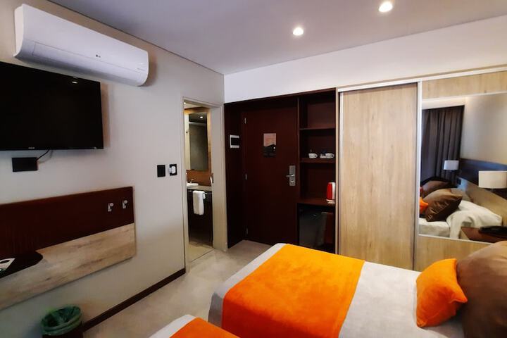 Room 8 of 51