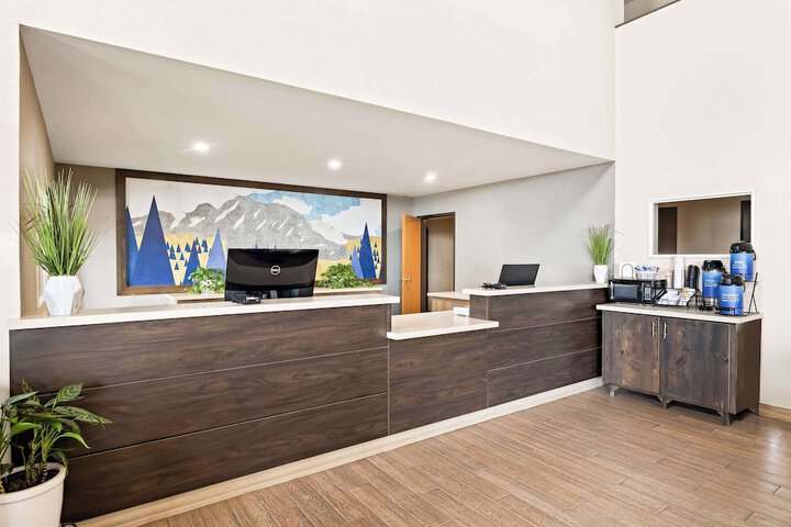 Lobby Photos