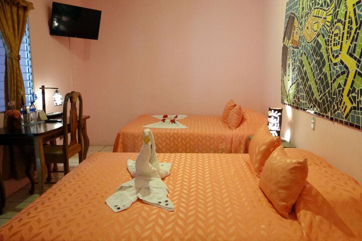 Room 6 of 84