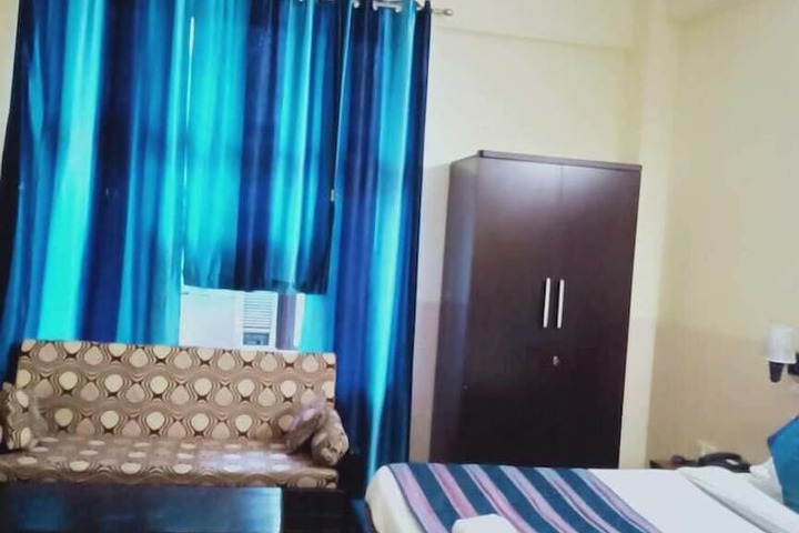 OYO Rooms - Noida City Centre Hotel