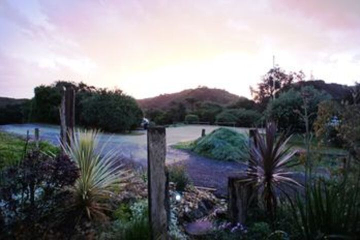 Hotel Exterior 33 of 97