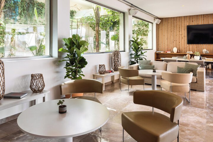 Hotel Lobby