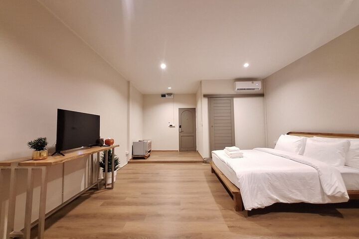 Room 18 of 63