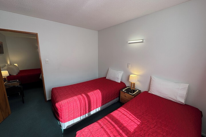 Room 16 of 81