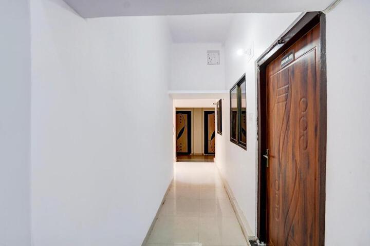 Hotel O Back Packers Stay
