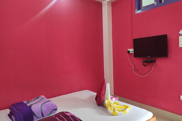 Room 9 of 10