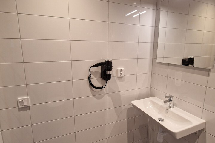 Room 20 of 27