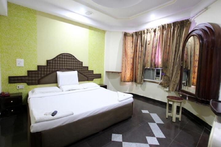 Hotel Usha valentine