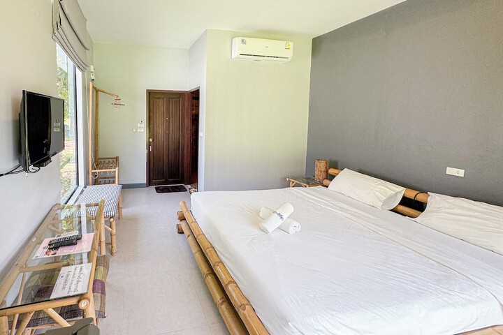 Room 31 of 74