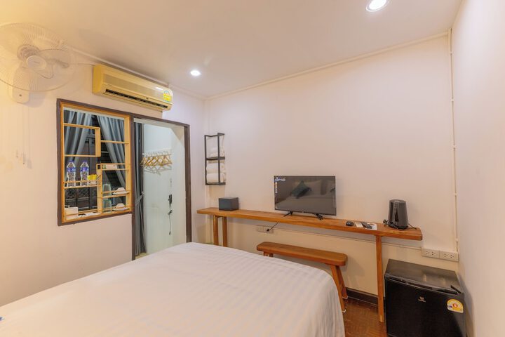 Room 10 of 47