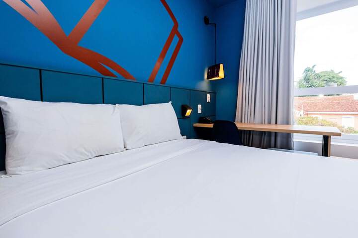 Room 21 of 96