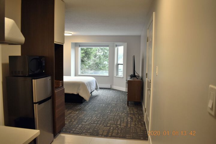 Room 12 of 70