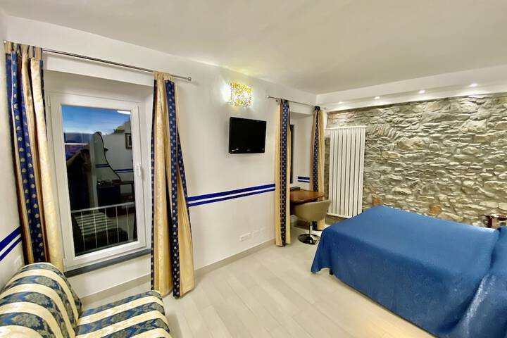 Room 47 of 190