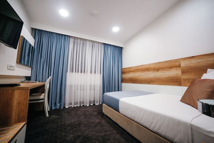 Room 29 of 81