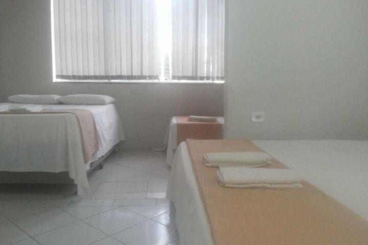 Room 8 of 14