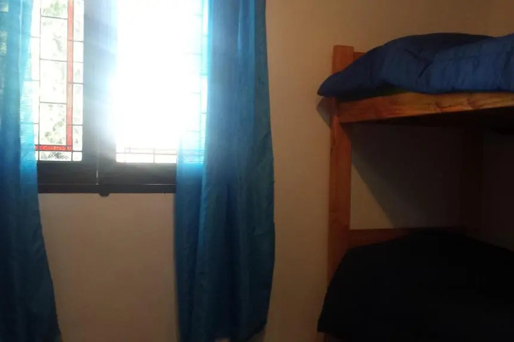 Room 5 of 12