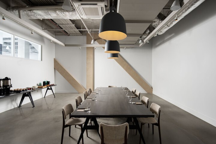 Meeting facility