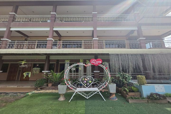 Hotel 45 of 59