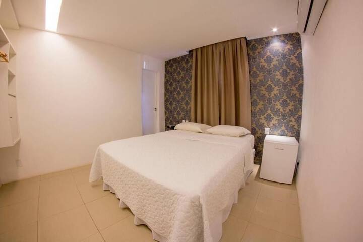 Room 10 of 27