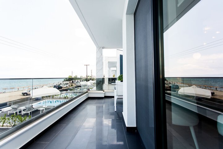 Terrace/Patio 22 of 48