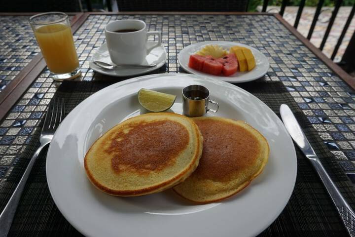 Breakfast/Coffee Service 38 of 44