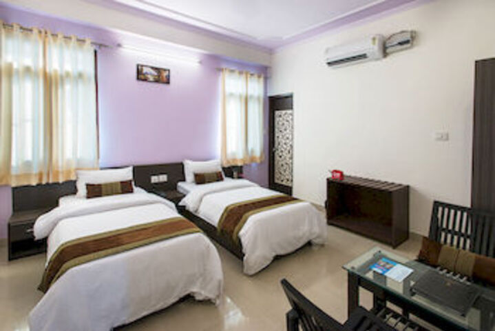 OYO 352 Hotel DRS 8586 Haveli