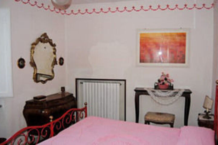 Room 21 of 45