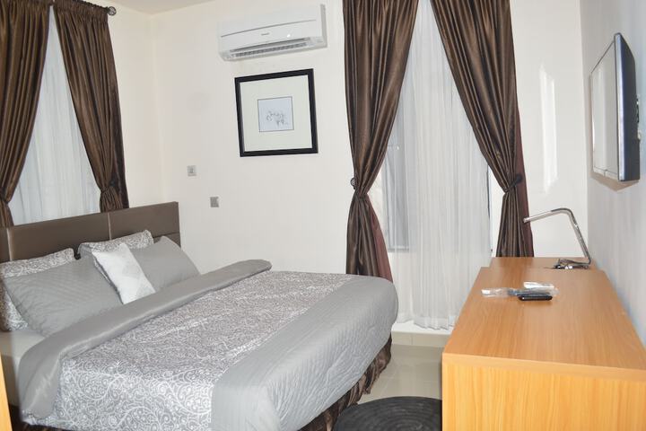 Room 7 of 23
